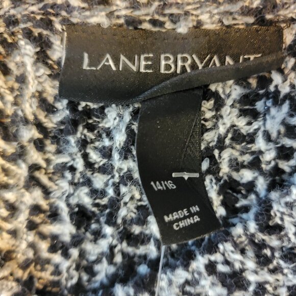 Lane Bryant V Neckline Black & White Marled Knit Chunky Sweater - Picture 6 of 9